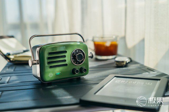肩負(fù)電臺復(fù)興大任 貓王旅行者2號智能網(wǎng)絡(luò)收音機(jī)深度評測
